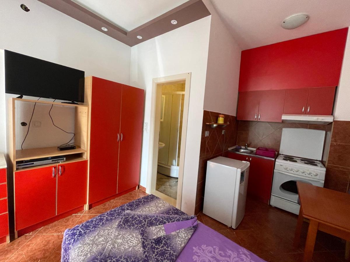 Apartments Zevs 부드바 외부 사진