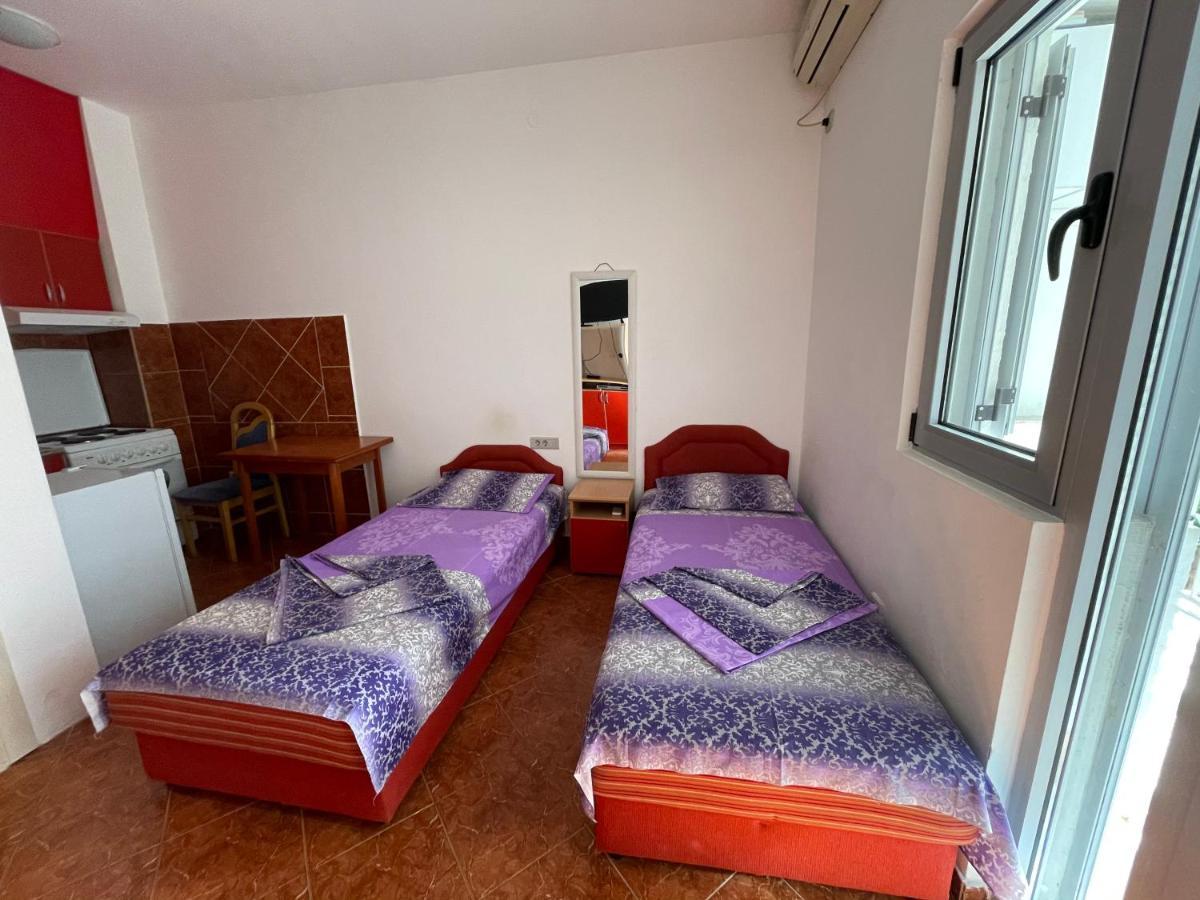 Apartments Zevs 부드바 외부 사진