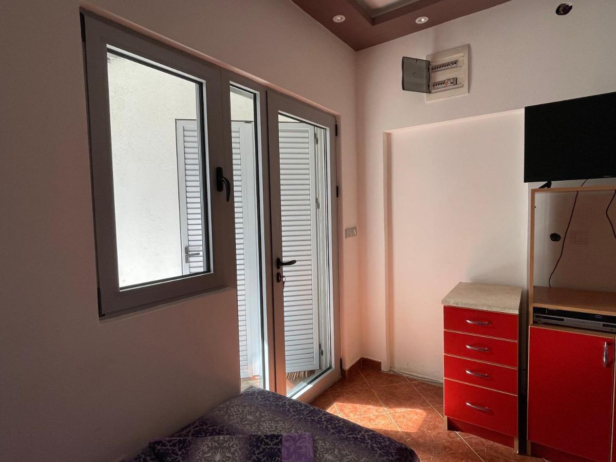 Apartments Zevs 부드바 외부 사진